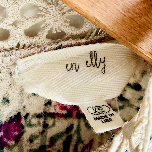 Anthro ❉ En Elly Era Lace Mock Neck Floral Blouse Top XS - Picture 9 of 12